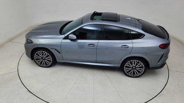 Used 2026 BMW X6 xDrive40i w/ Climate Comfort Package image 84