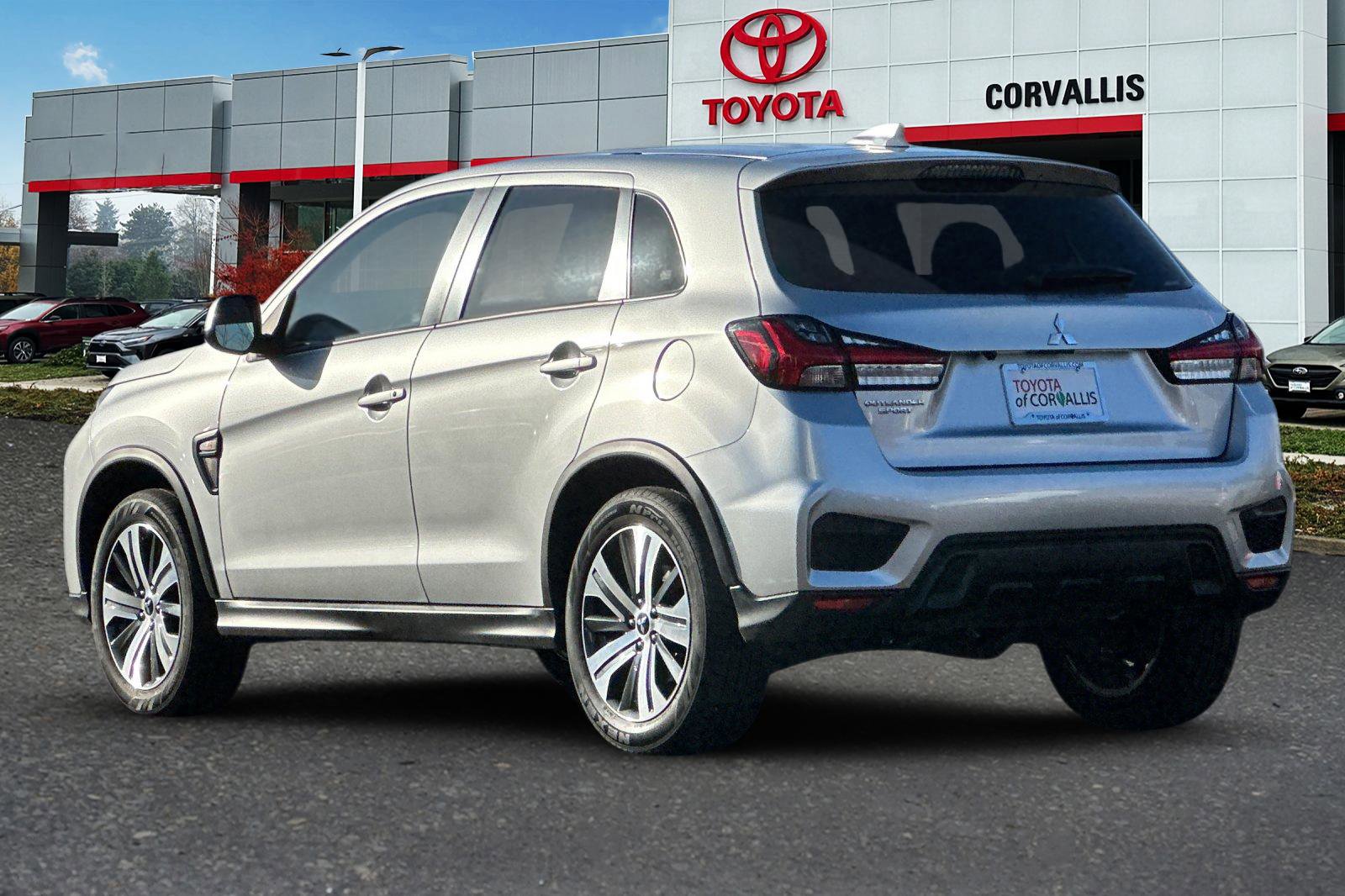 Used 2024 Mitsubishi Outlander Sport ES image 6