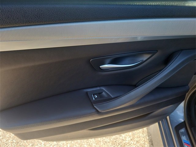 Used 2015 BMW M5 image 8