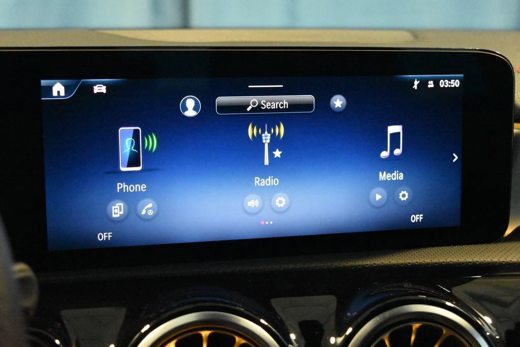 Certified 2025 Mercedes-Benz CLA 250 4MATIC image 11