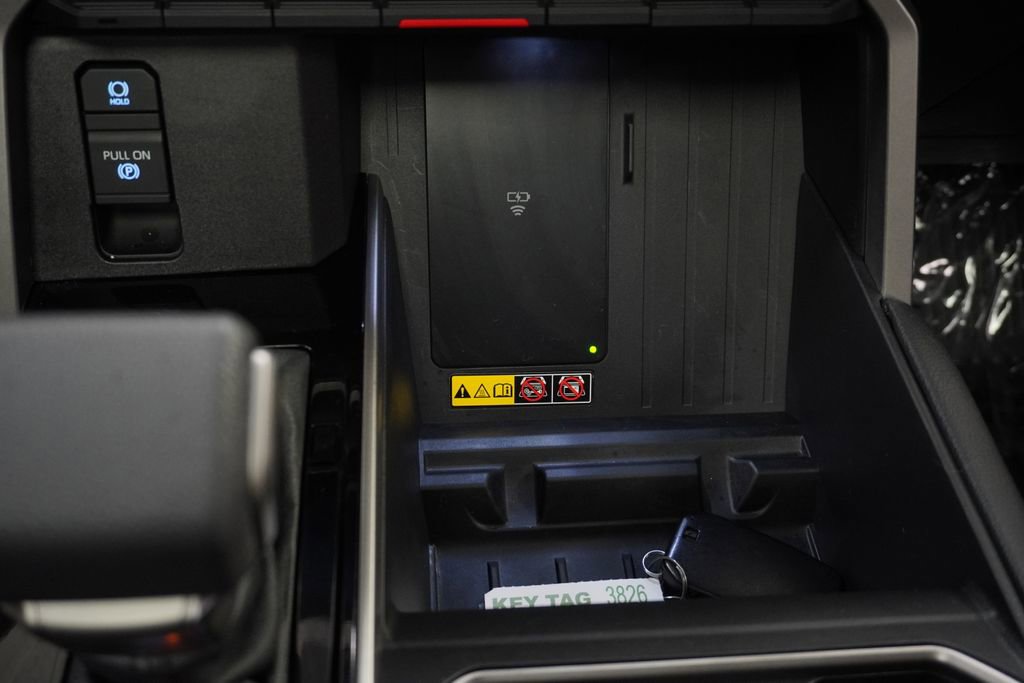 Used 2025 Toyota Tundra Limited image 36