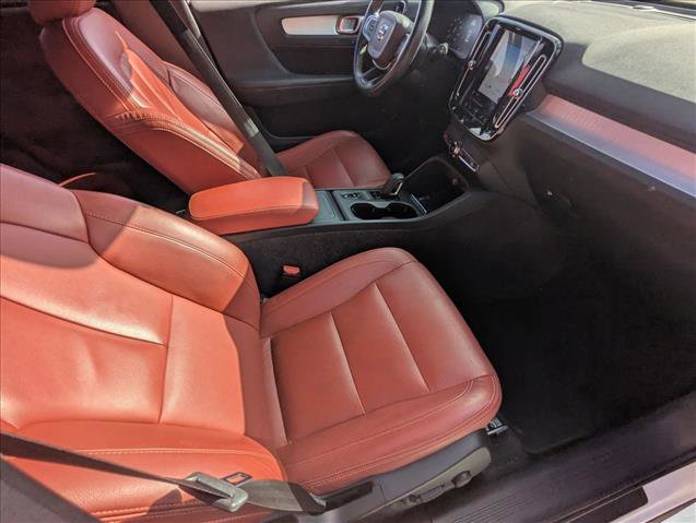 Used 2019 Volvo XC40 T5 Momentum AWD/4WD image 19