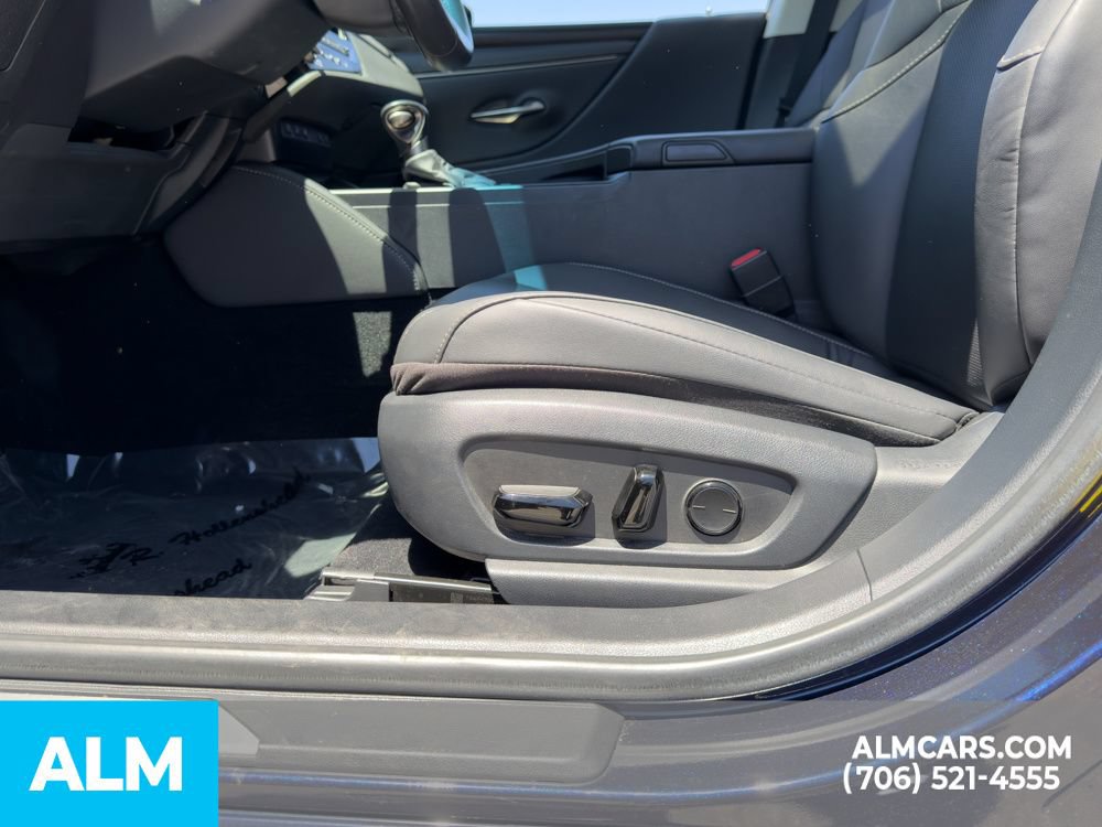 Used 2023 Lexus ES 350 w/ Premium Package FWD image 12
