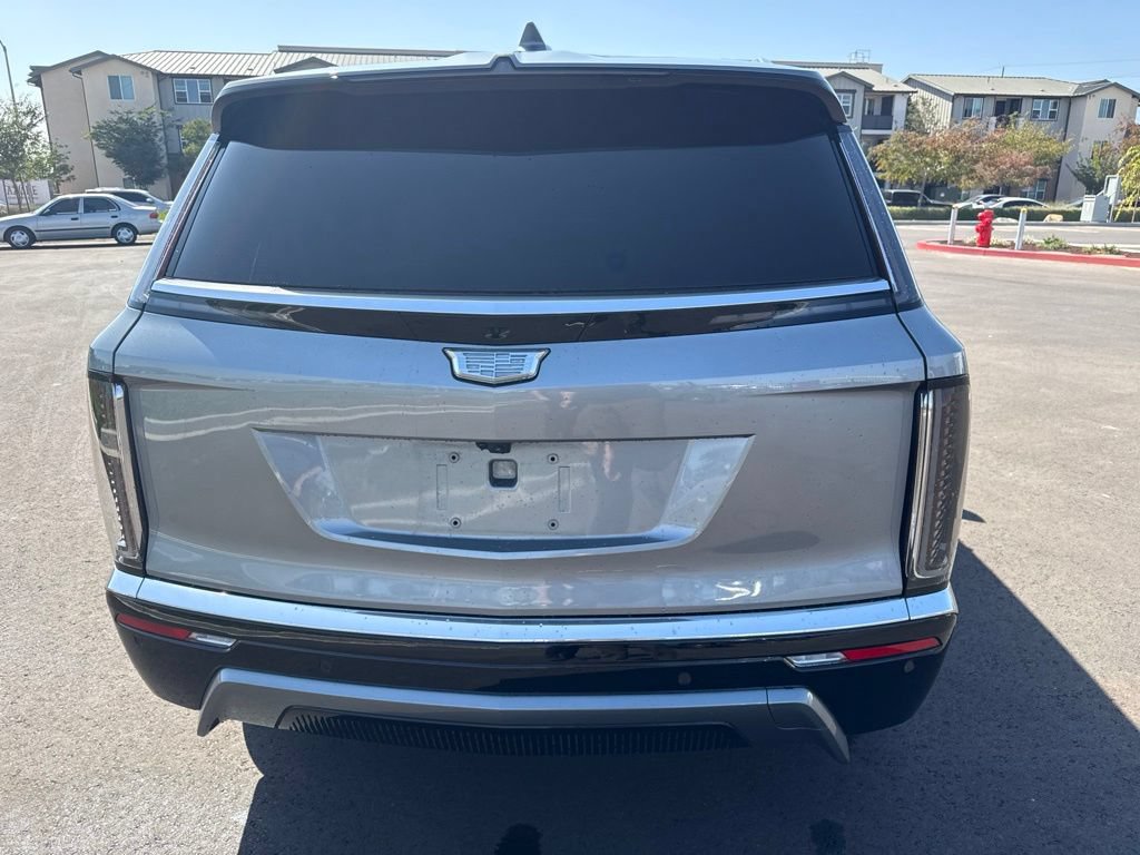 Used 2026 Cadillac Vistiq Luxury AWD/4WD image 16