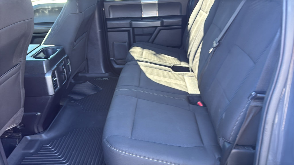 Used 2016 Ford F150 XLT w/ Equipment Group 302A Luxury AWD/4WD image 32