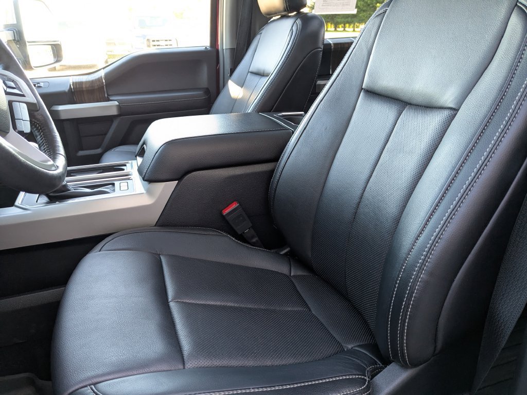 Used 2019 Ford F150 Lariat w/ Equipment Group 502A Luxury AWD/4WD image 30
