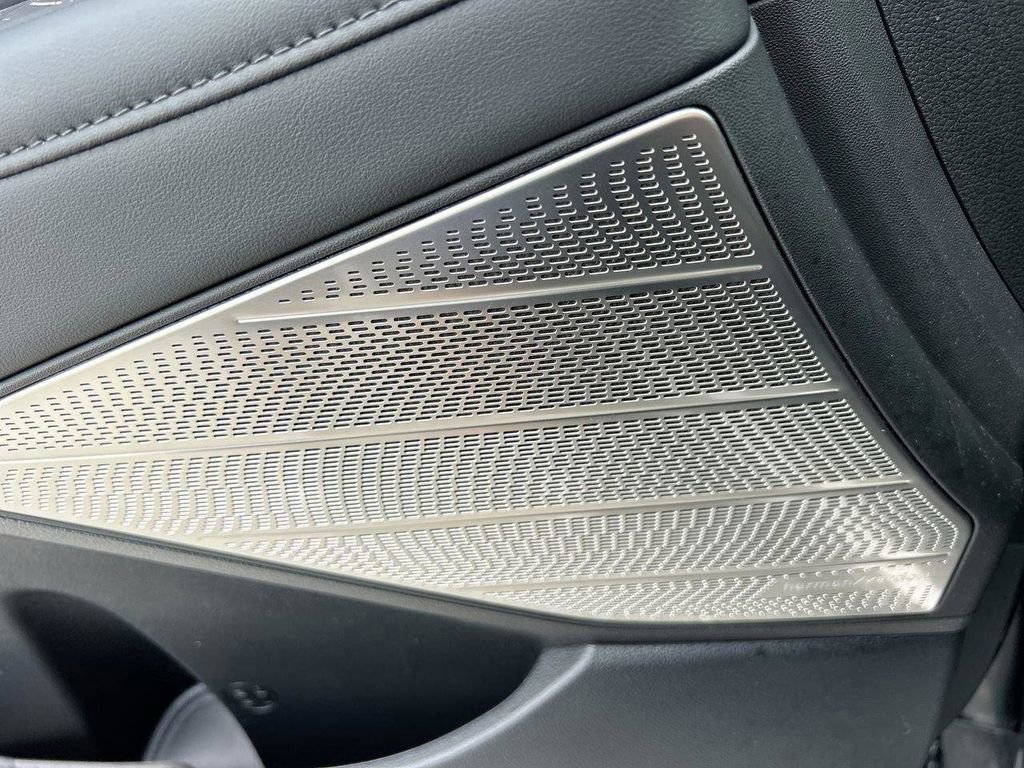 Used 2025 Hyundai Palisade Calligraphy image 24