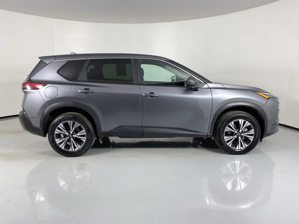 Used 2023 Nissan Rogue S image 8