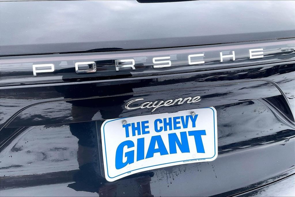 Used 2019 Porsche Cayenne image 25