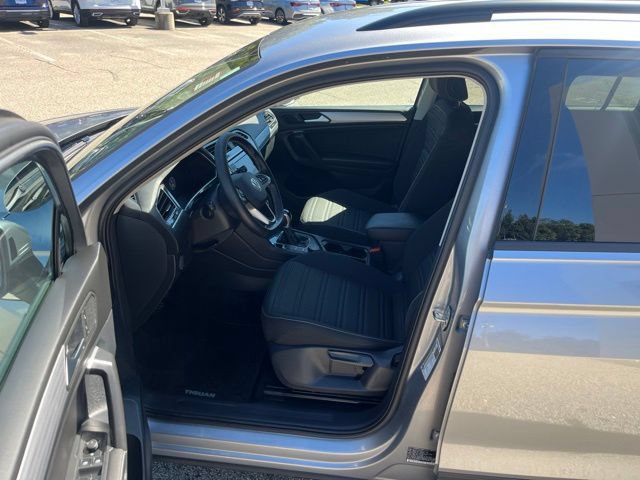 Used 2024 Volkswagen Tiguan S AWD/4WD image 12