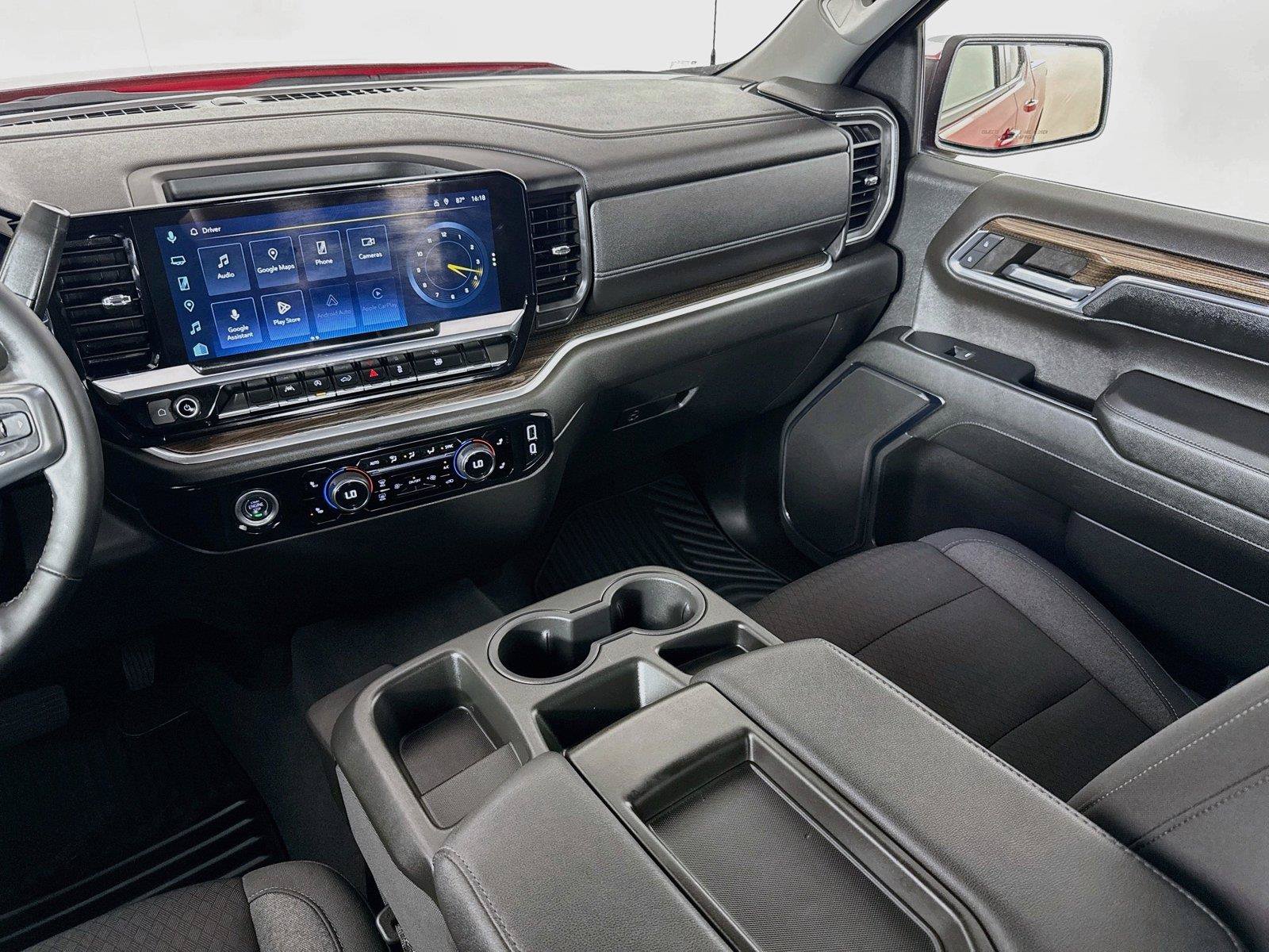 Used 2024 Chevrolet Silverado 1500 LT AWD/4WD image 24