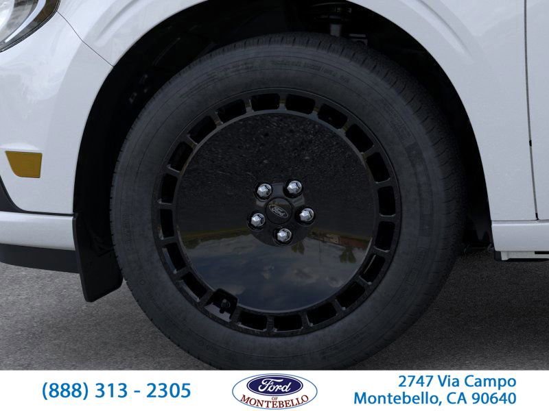 New 2025 Ford Maverick Lobo image 21