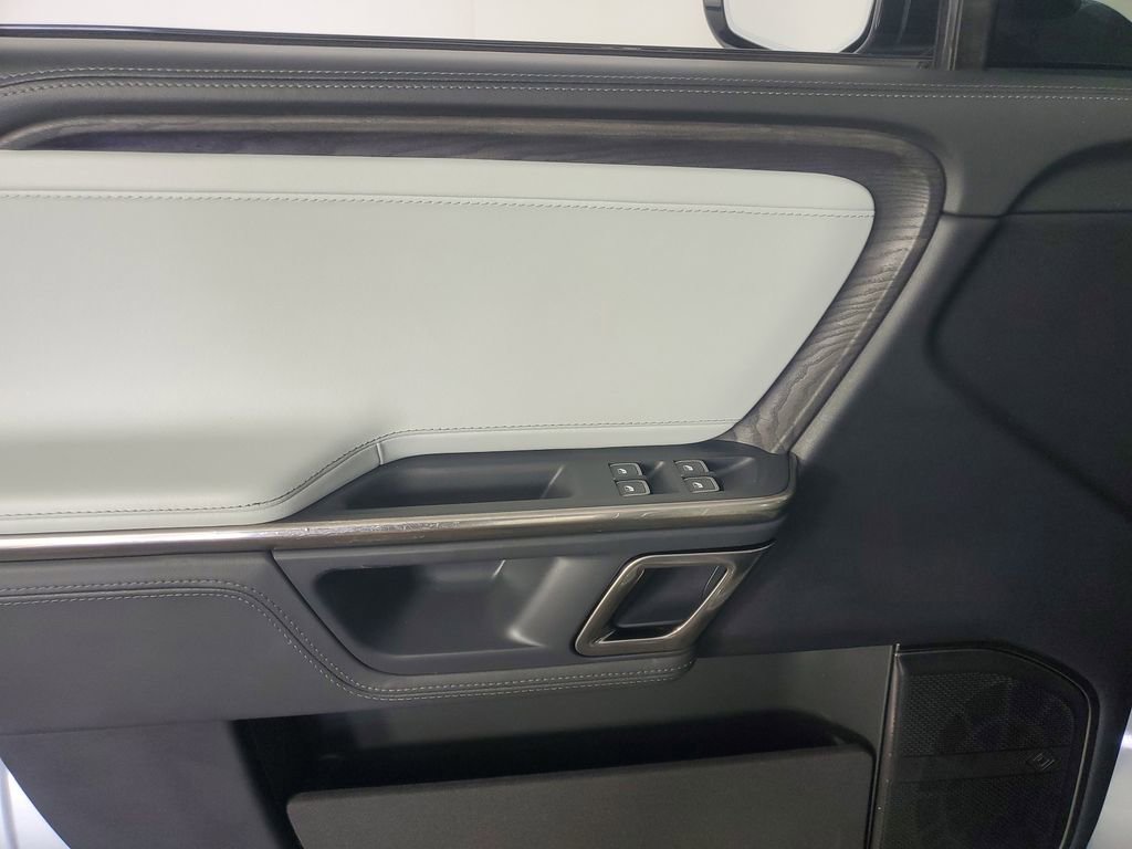 Used 2023 Rivian R1T Launch Edition image 27