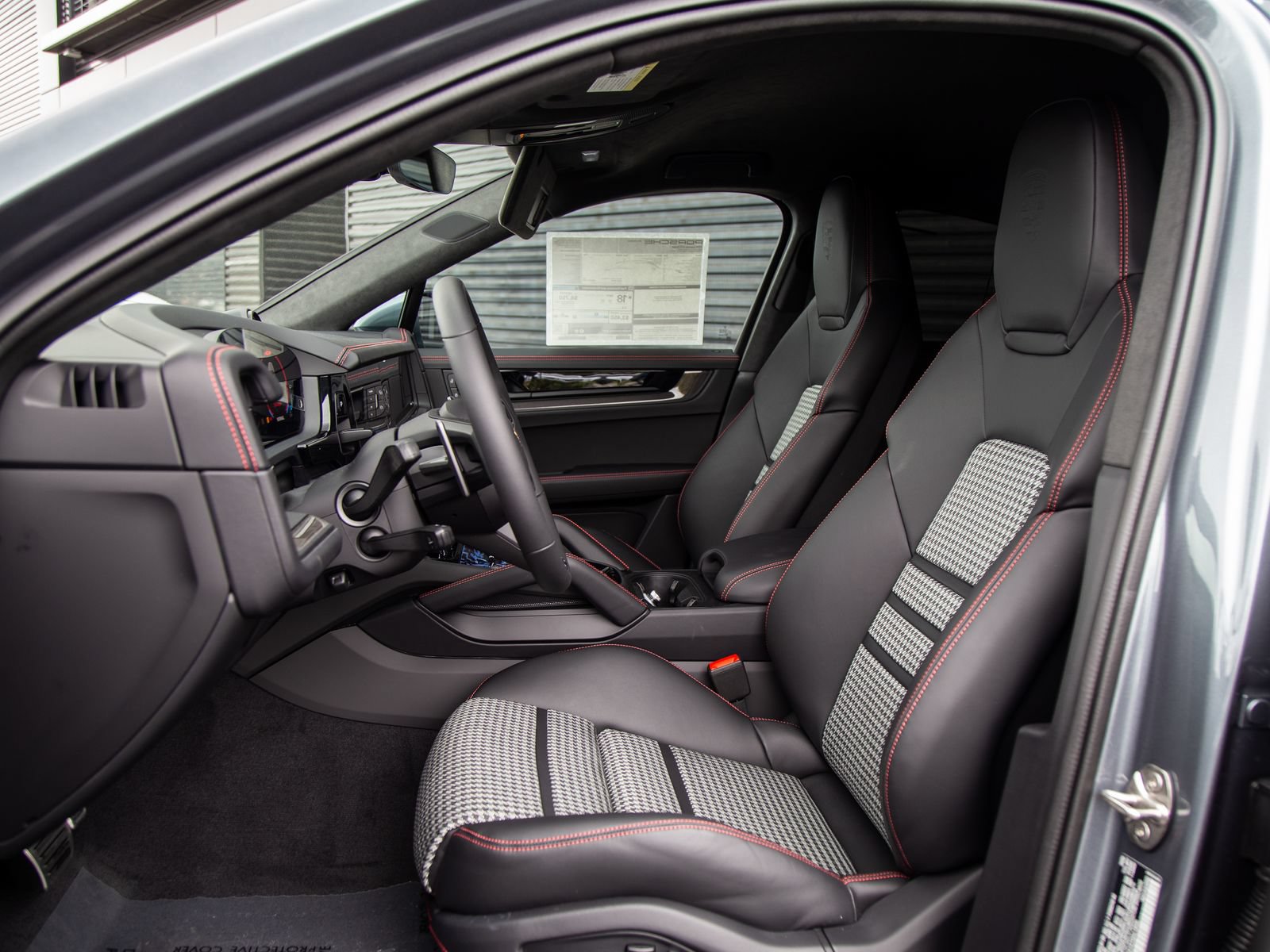 New 2026 Porsche Cayenne GTS AWD/4WD image 5