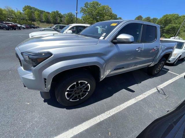 Used 2025 Toyota Tacoma TRD Sport image 7