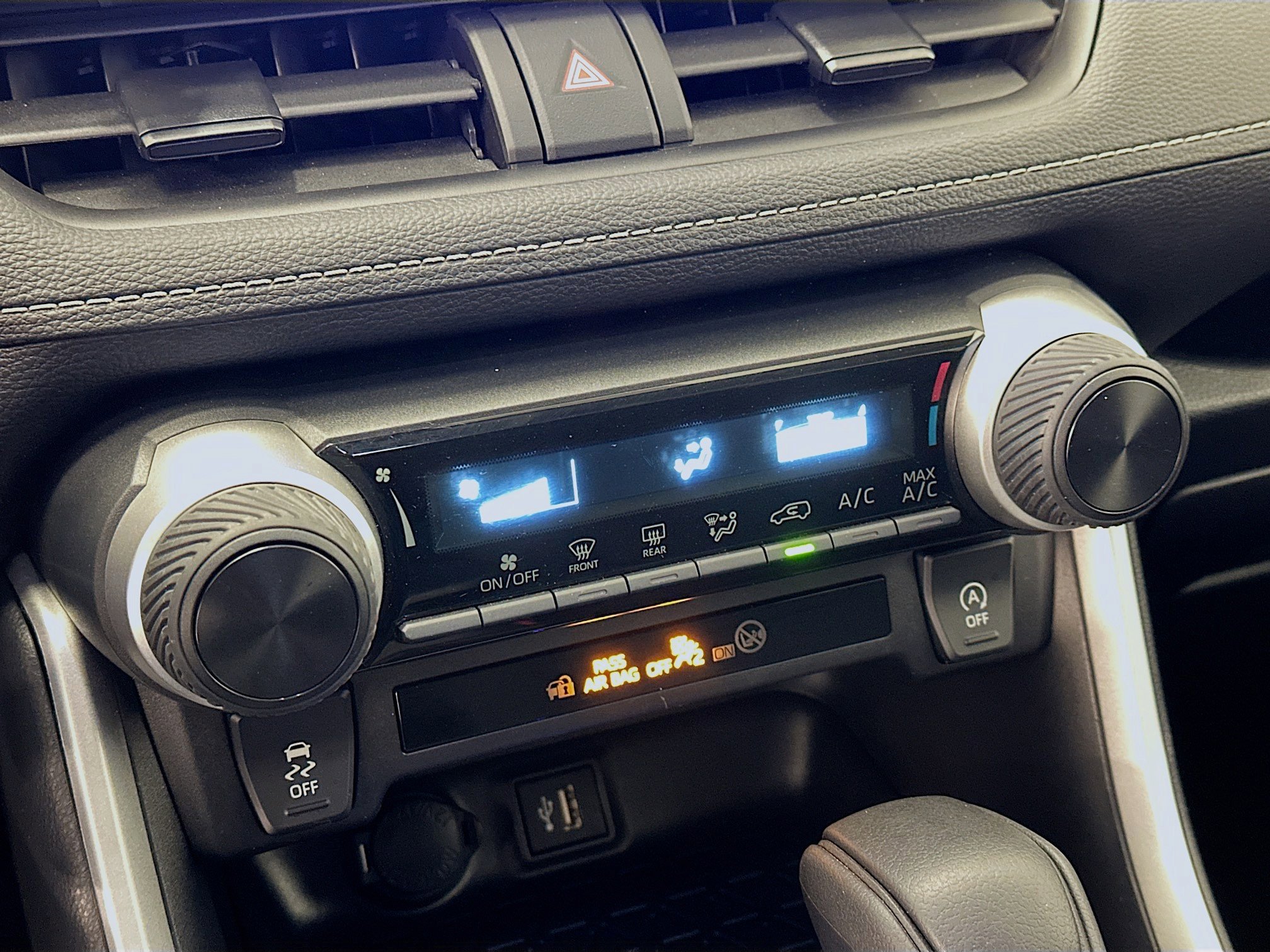 Used 2025 Toyota RAV4 LE image 24