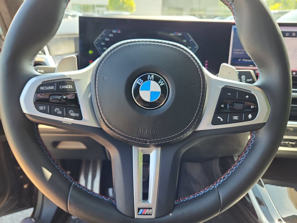 Used 2026 BMW X7 M60i AWD/4WD image 18