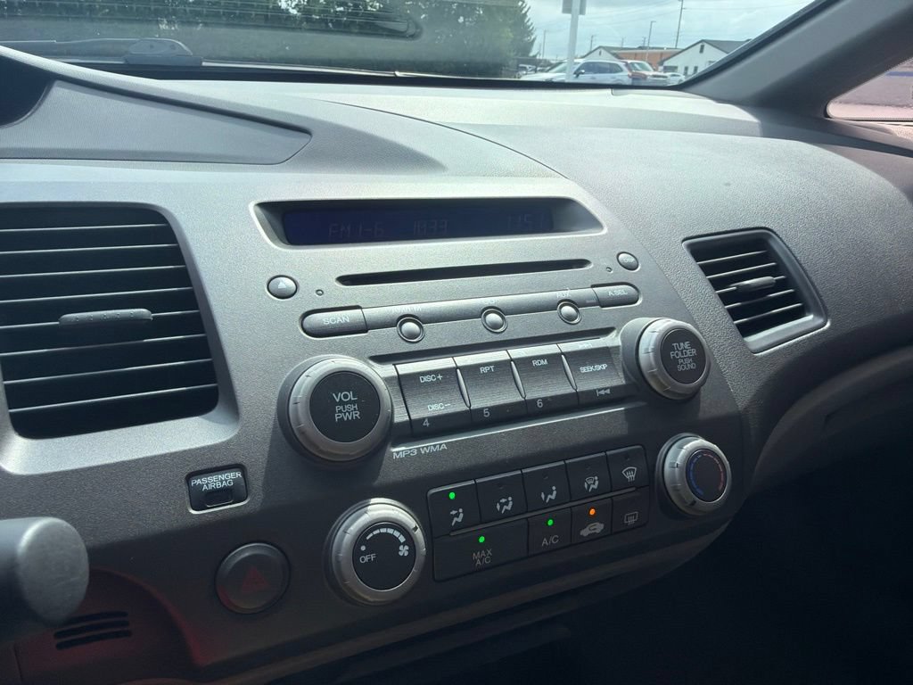 Used 2011 Honda Civic LX image 28