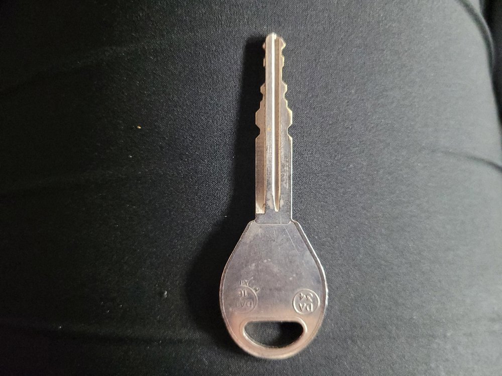 Used 2019 Nissan Versa S Plus image 32