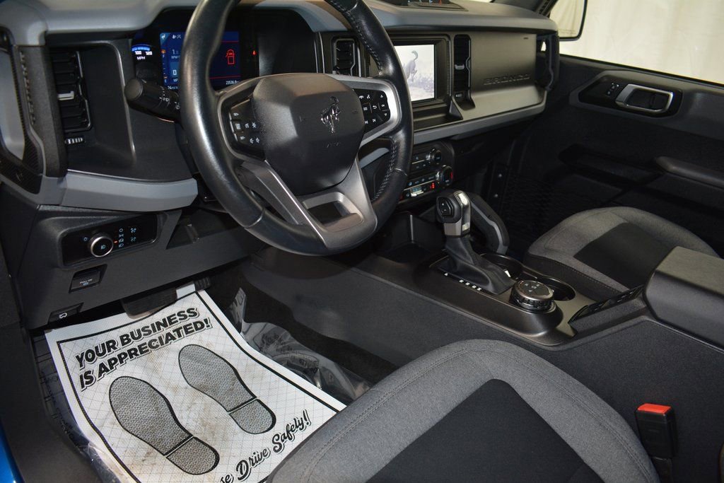 Used 2023 Ford Bronco Big Bend image 9