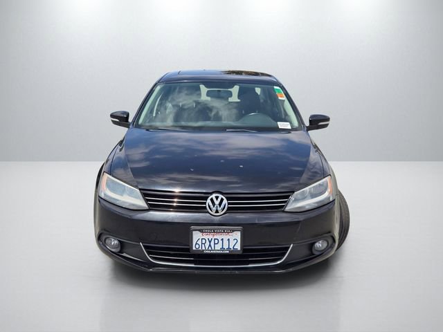 Used 2011 Volkswagen Jetta SEL FWD image 2