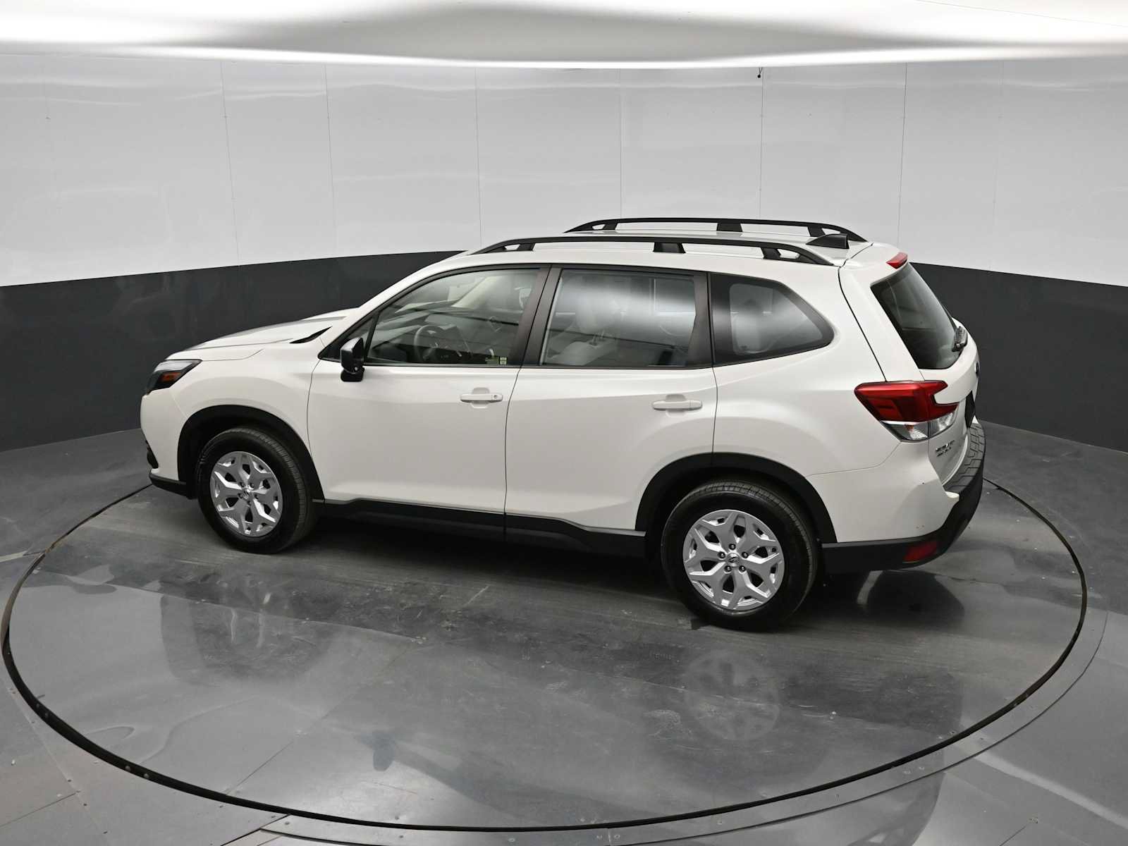 Used 2024 Subaru Forester AWD/4WD image 28