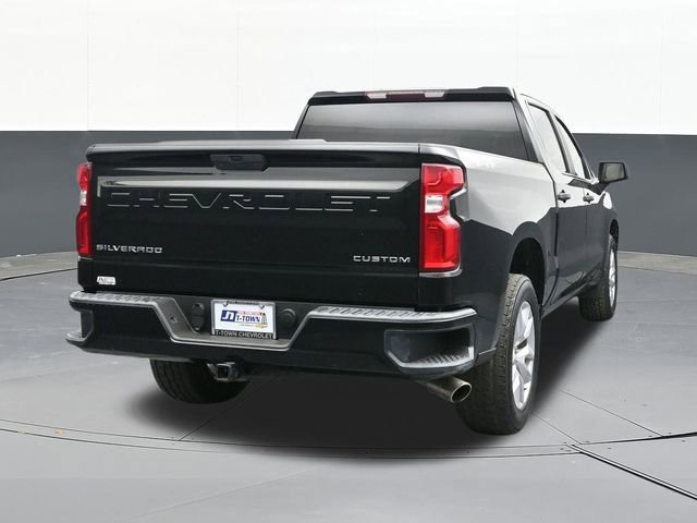 Used 2019 Chevrolet Silverado 1500 Custom w/ Custom Value Package image 12