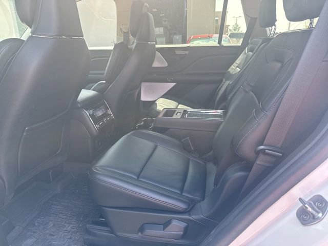 Used 2024 Lincoln Aviator Reserve w/ Equipment Group 201A image 14