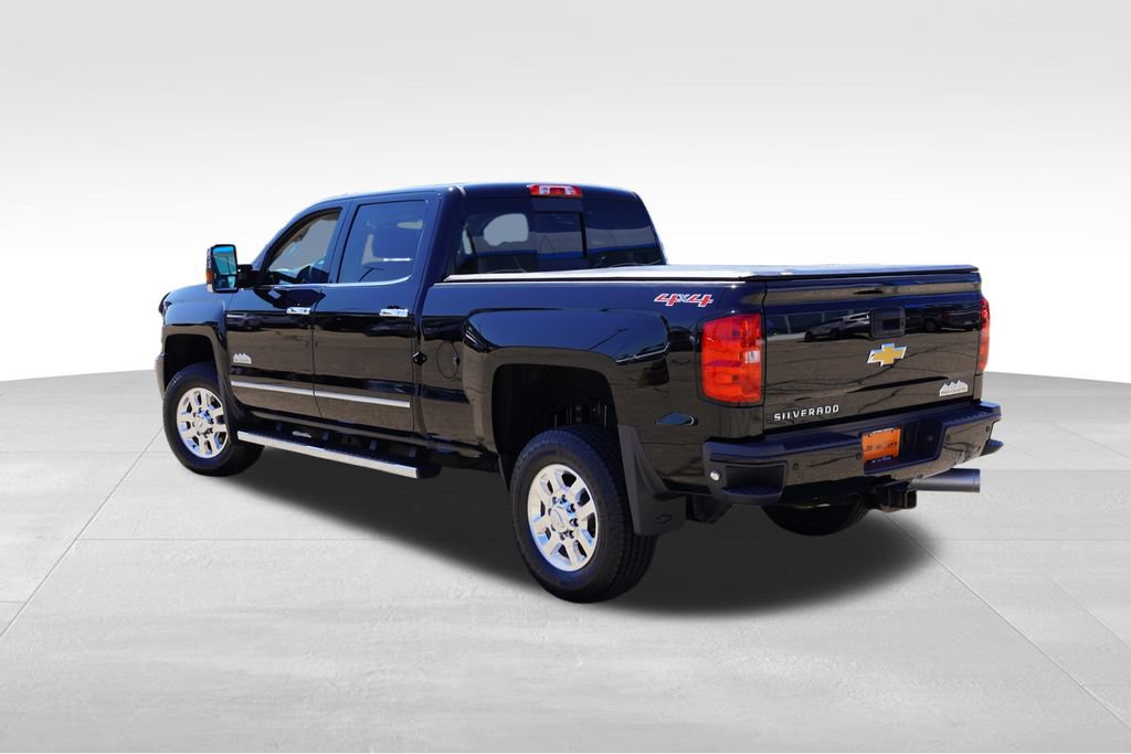 Used 2015 Chevrolet Silverado 3500 High Country w/ Duramax Plus Package AWD/4WD image 7