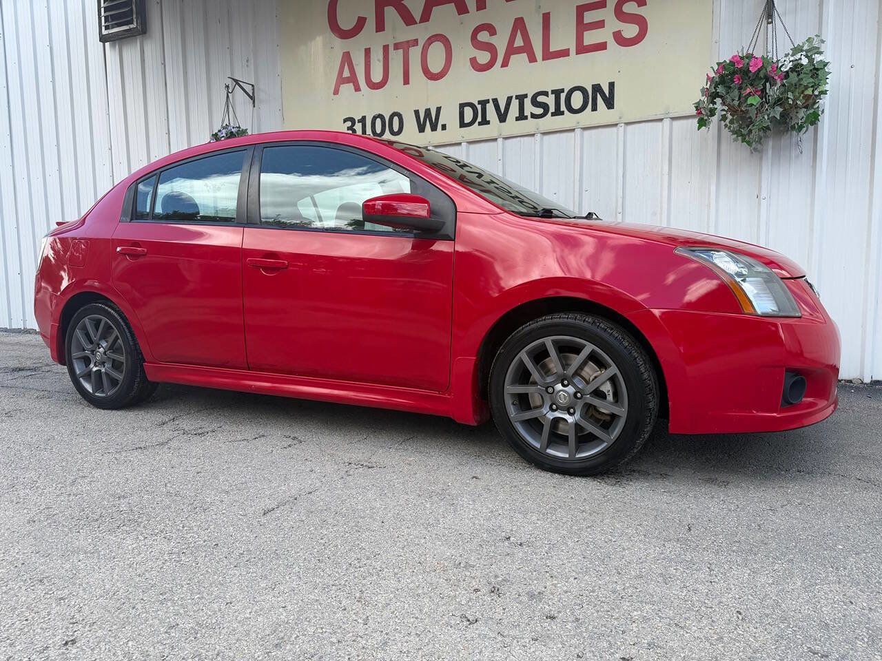 Used 2008 Nissan Sentra SE-R Spec V w/ Rockford Fosgate Audio Pkg FWD image 2