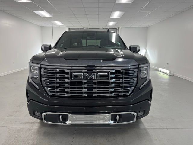 Used 2024 GMC Sierra 1500 Denali Ultimate image 2