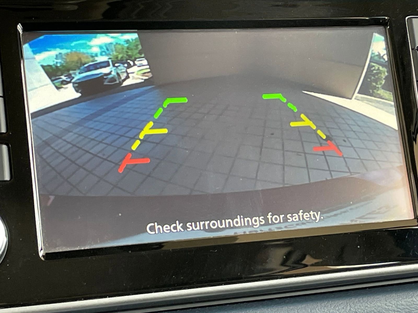 Used 2025 Nissan Versa SV image 22