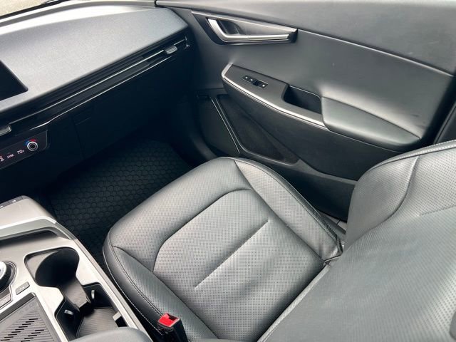 Certified 2022 Kia EV6 Wind w/ Wind Technology Package image 11