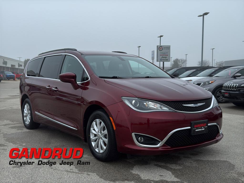 Used 2017 Chrysler Pacifica Touring-L
