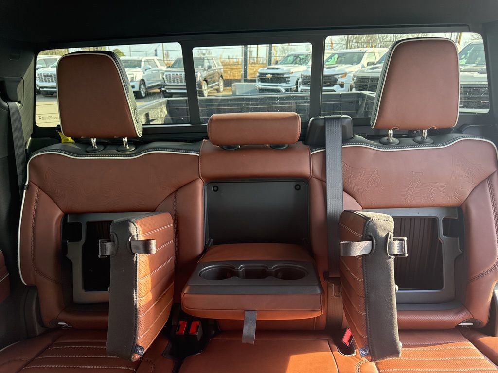 New 2026 GMC Sierra 1500 Denali Ultimate w/ LPO, Black Badging Package image 17