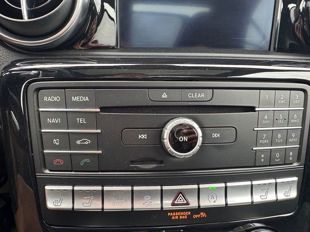 Used 2019 Mercedes-Benz SLC 300 image 16