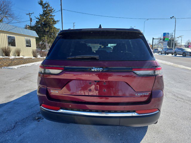 Used 2022 Jeep Grand Cherokee Limited image 7