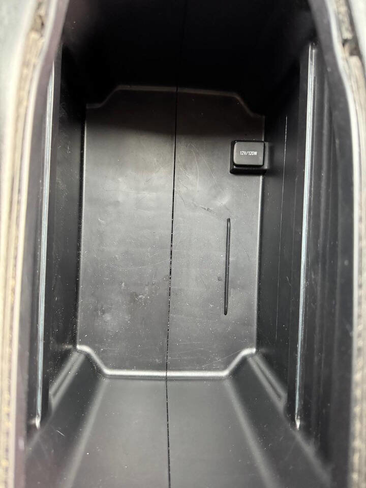 Used 2015 Toyota Highlander XLE image 43