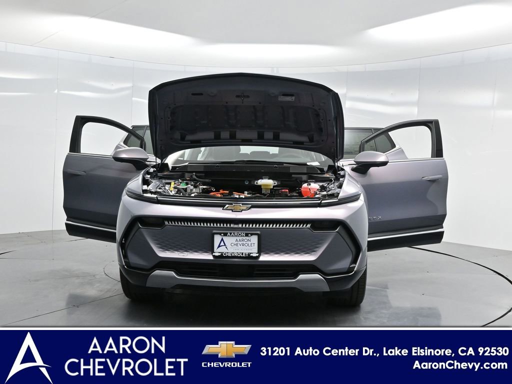 New 2026 Chevrolet Equinox EV LT image 36