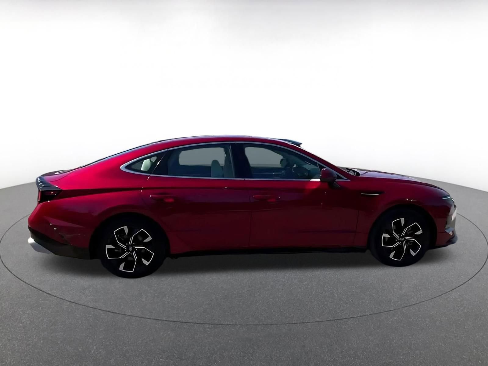 Used 2025 Hyundai Sonata SEL image 16