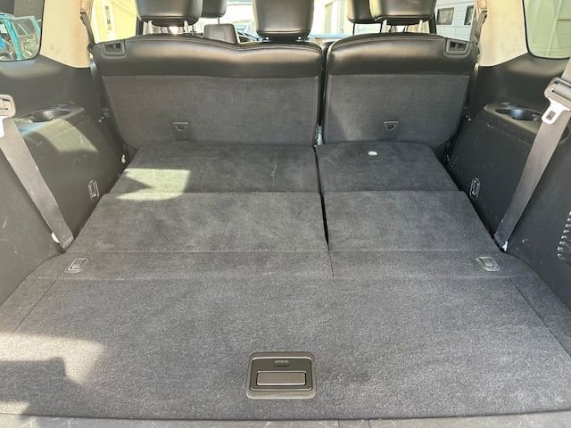 Used 2020 Nissan Armada SL w/ Premium Package image 28