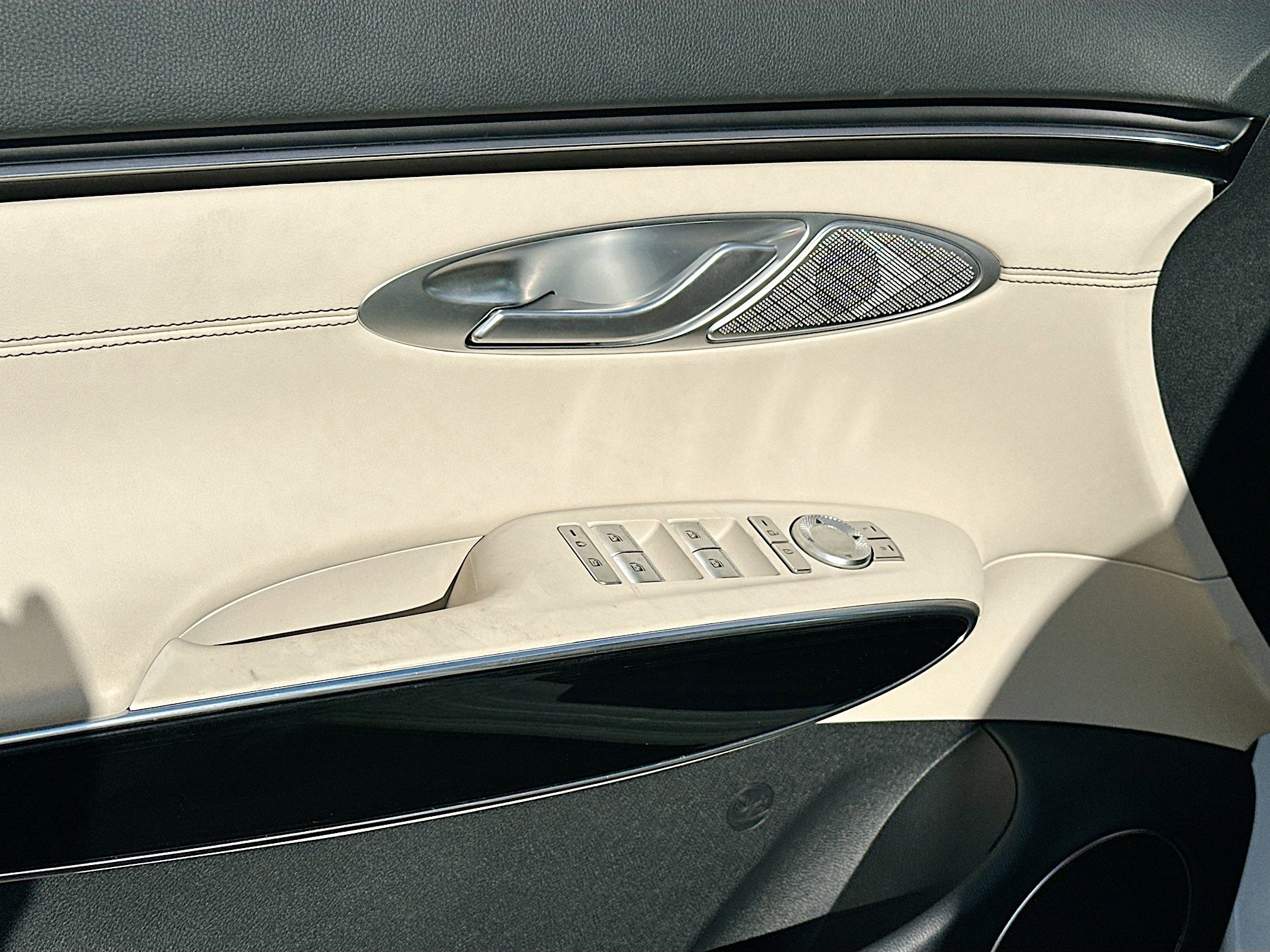 Used 2026 Genesis GV70 2.5T image 18