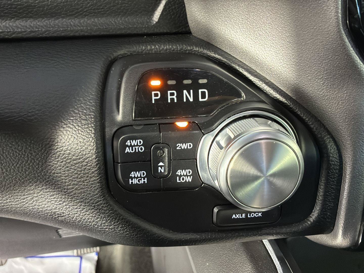 Used 2020 RAM 1500 Laramie w/ Sport Appearance Package AWD/4WD image 34