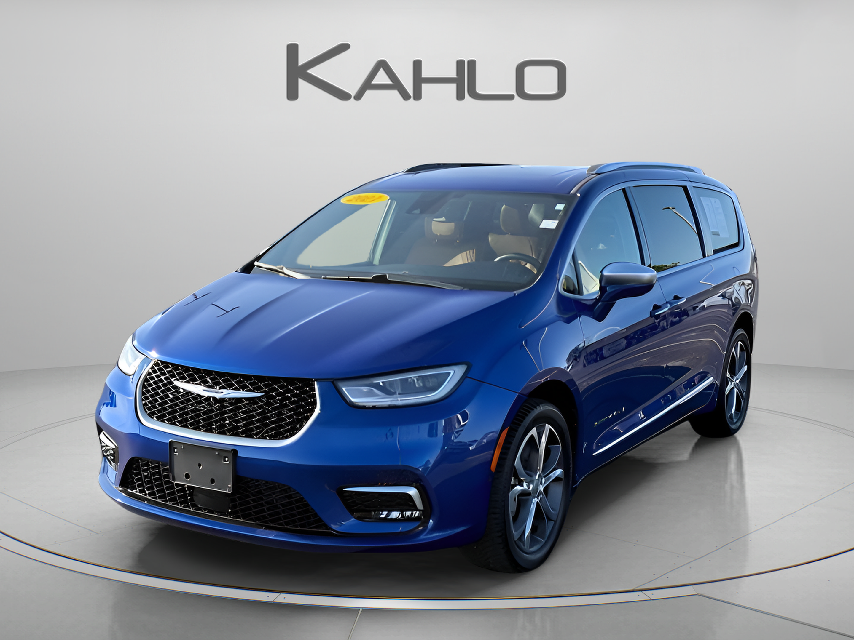 Used 2021 Chrysler Pacifica Pinnacle AWD/4WD image 1