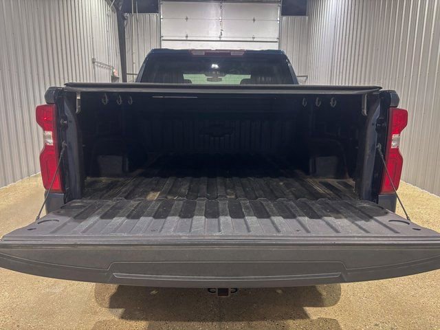 Used 2021 Chevrolet Silverado 1500 LT Trail Boss w/ Bed Protection Package image 6