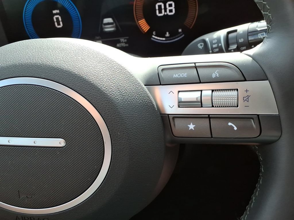 Used 2026 Hyundai Kona SEL Sport FWD image 17