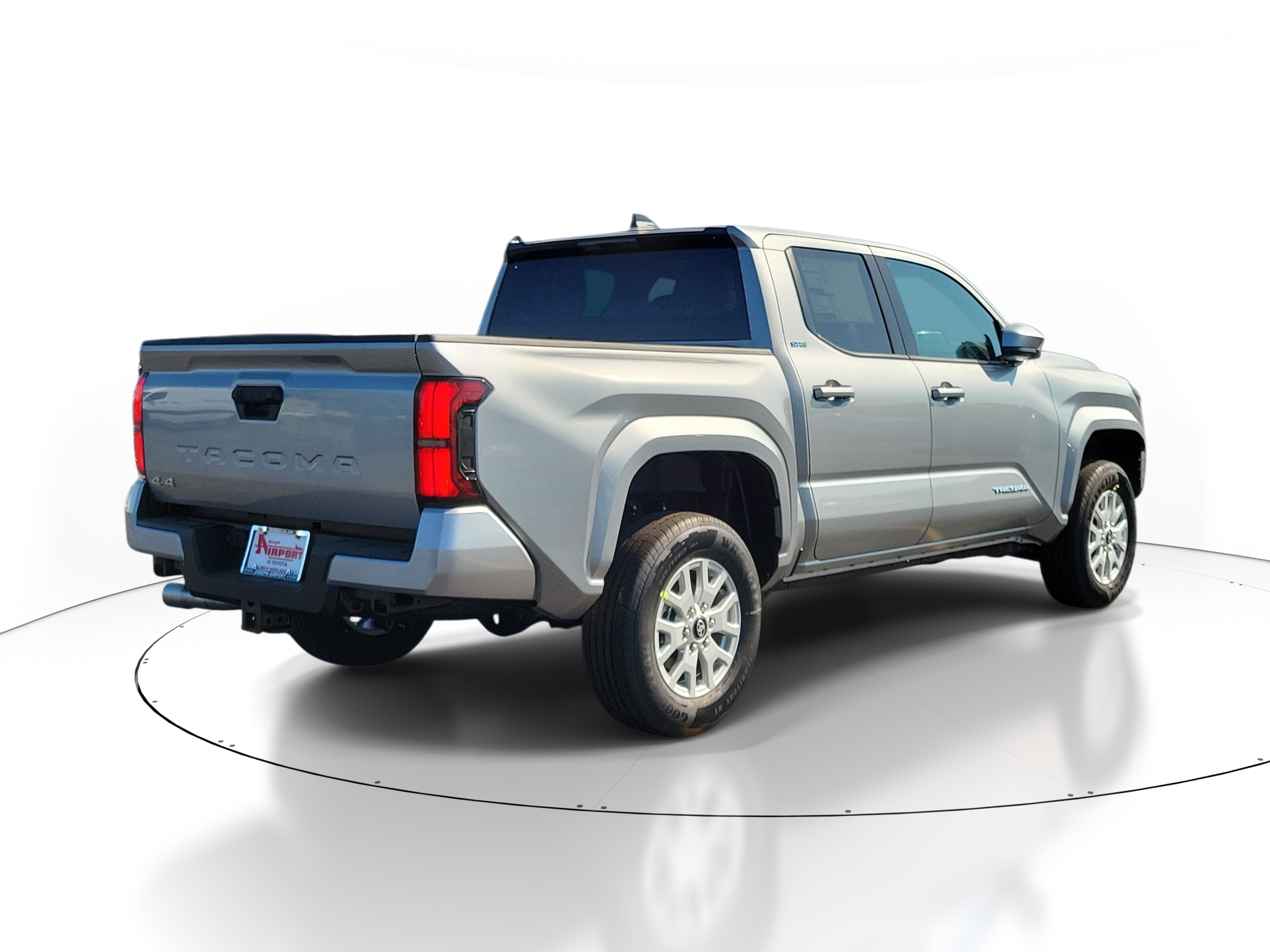 New 2026 Toyota Tacoma SR5 AWD/4WD image 4