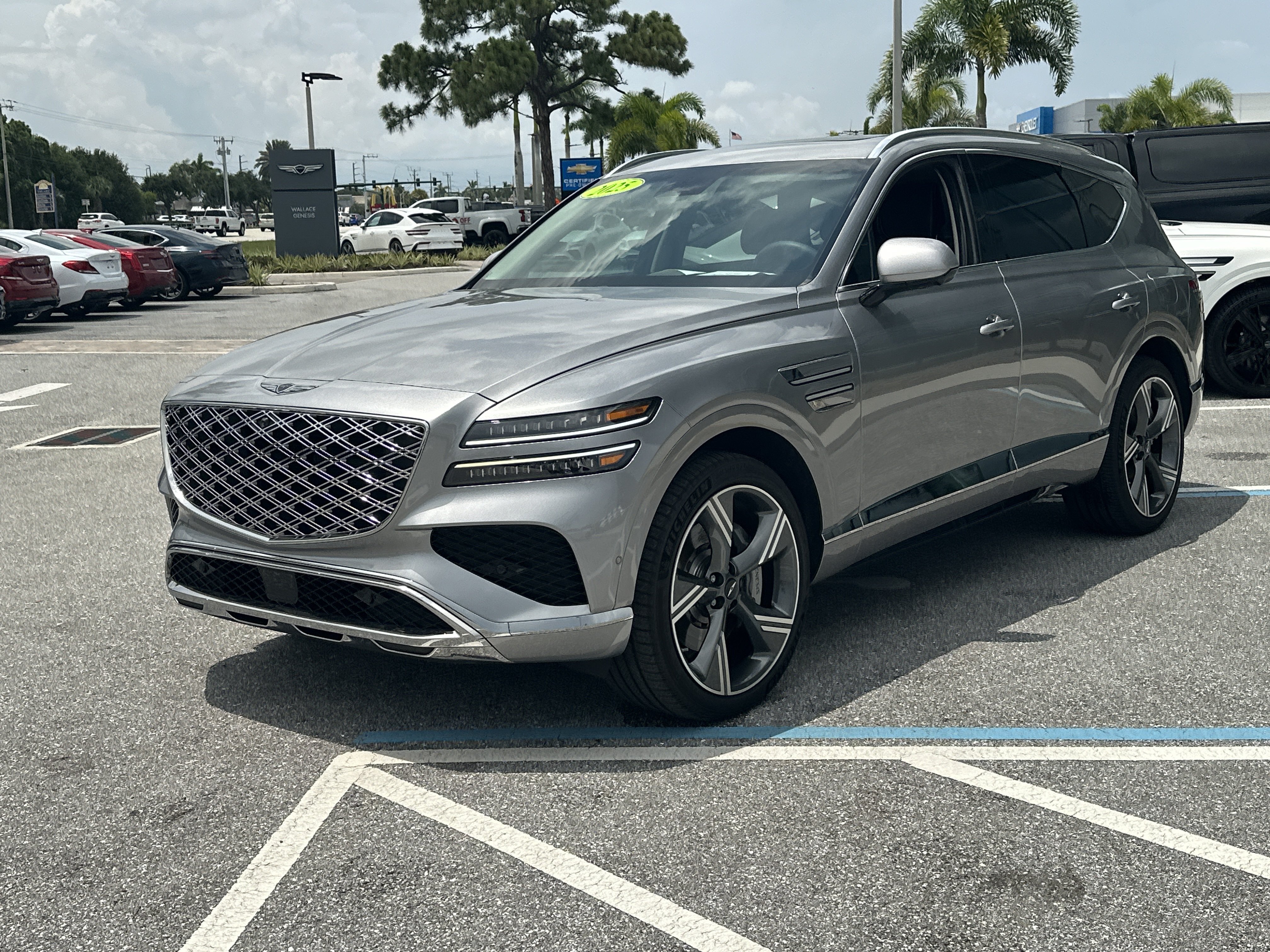 Certified 2025 Genesis GV80 3.5T Prestige AWD/4WD image 3