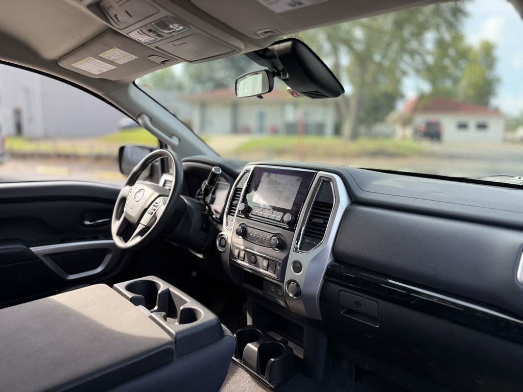 Used 2021 Nissan Titan SV w/ Accessory Utility Package RWD image 24