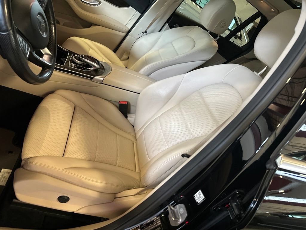 Used 2018 Mercedes-Benz GLC 300 4MATIC image 10